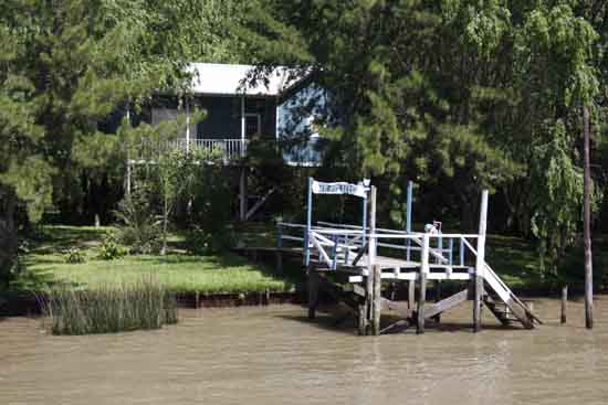 House on the River Plate Delta